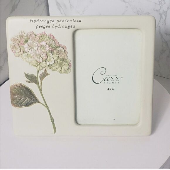 CARR Hydrangea Photo Frame Floral Decor - Picture 1 of 8